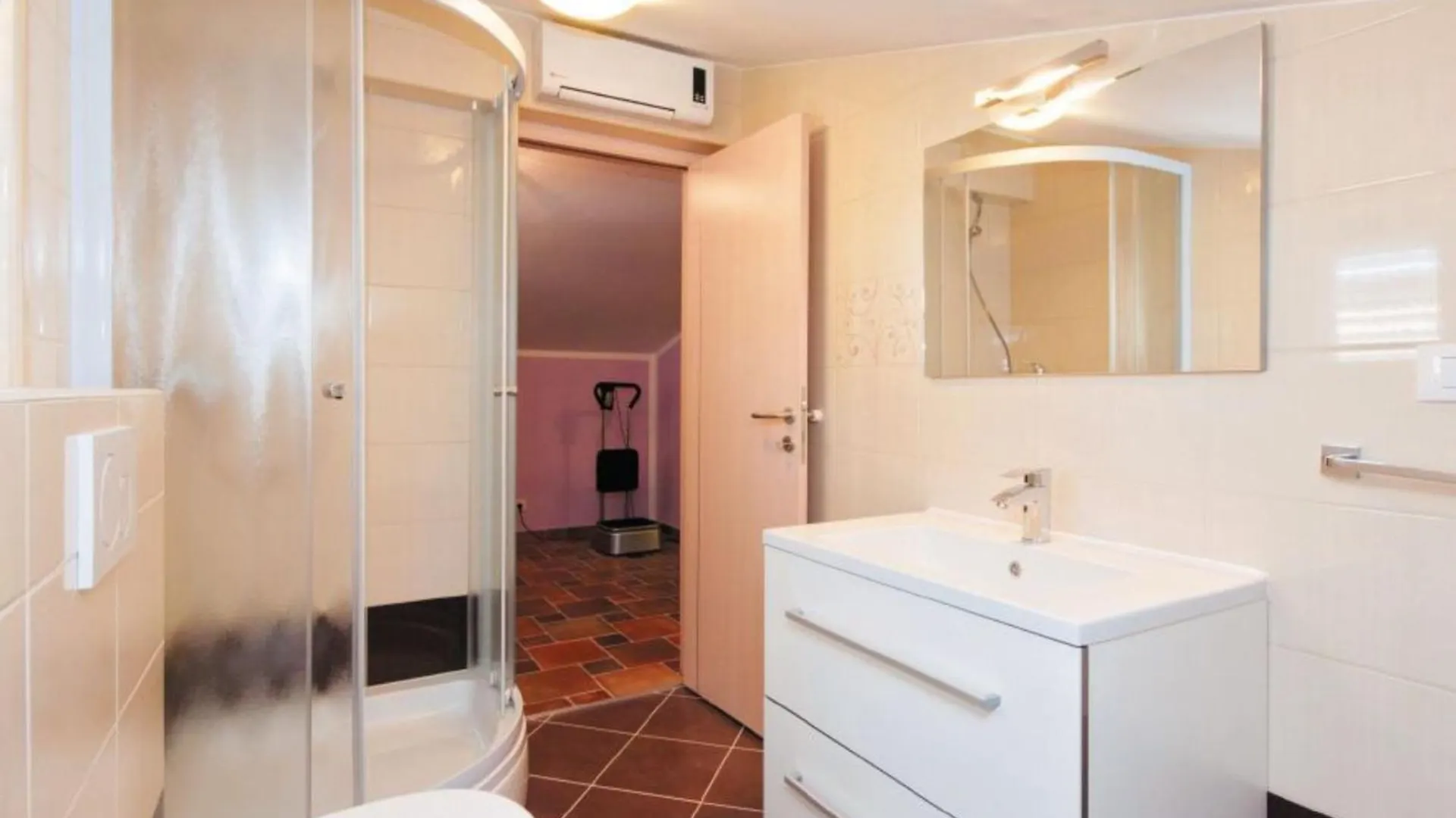 Holiday Home Boni Rab Town 0*,